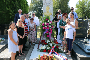 POGLAGANJEM VIJENACA ZAPOČEO ĐAKOVAČKI DIO OBILJEŽAVANJA 14. DANA LUKE BOTIĆA