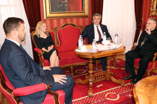 PREDSJEDNIK VLADE RH ANDREJ PLENKOVIĆ NA DANU OSJEČKO-BARANJSKE ŽUPANIJE, U ĐAKOVU SE SUSREO S NADBISKUPOM HRANIĆEM