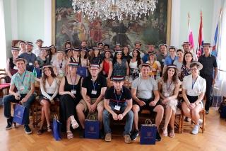 LJETNA &Scaron;KOLA DOMOVINA - MLADI IZ ARGENTINE, AUSTRALIJE, JUŽNE AFRIKE, PERUA, KANADE I SAD-a BORAVILI U ĐAKOVU