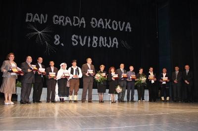Svečanom akademijom i dodjelom gradskih priznanja obilježen Dan grada Đakovo  