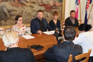 NA PODRUČJU GRADA ĐAKOVA BIT ĆE ZASAĐENO OKO 300 SADNICA