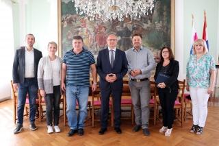 POSLODAVCI S PODRUČJA ĐAKOVA PREDNJAČE U KORI&Scaron;TENJU MJERA AKTIVNE POLITIKE ZAPO&Scaron;LJAVANJA