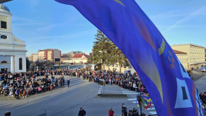 USPJE&Scaron;NO ODRŽANI JUBILARNI 30. ĐAKOVAČKI BU&Scaron;ARI