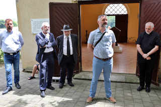 NA ŽIDOVSKOM GROBLJU U ĐAKOVU ODRŽANA KOMEMORACIJA ŽRTVAMA HOLOKAUSTA