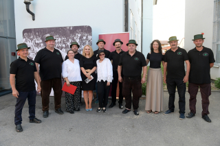 U MUZEJU ĐAKOVŠTINE OTVORENA IZLOŽBA „ČVOJEK IZA GLAZBE – STVARALAČKI OPUS JULIJA NJIKOŠA“